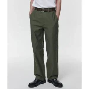 무신사 스탠다드 MUSINSA ANDAR D 백 사틴 오피서 팬츠 카키 MMCPC501-KH 225538