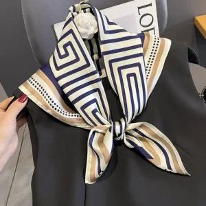 여성스카프 여자 가을 쁘띠 데일리 쉬폰 사각 실크 스카프 70*70