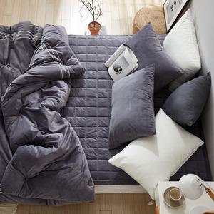국산 털빠짐없는 도톰 극세사 겨울 이불 밍크 알러지방지 킹 빅 사이즈 향균 옥수수솜 단모 호텔 침구 이불