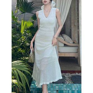 [아임럭시]베니토 V넥 슬림 롱 원피스_P394820997