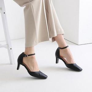 [JHQRNLKI_4B]국내제작 사이드트임 발목 스트랩 미들힐