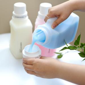 국산 세제 소분용기 1L 2L 디스펜서 손잡이형 반투명 용기 2종 이중캡 흐름방지 세제용기