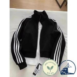 양털 안감 짧은 스웨터 자켓 여성 스포티 스탠드 칼라 세 줄무늬 야구 스타일 가을 겨울 패션 겉옷