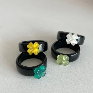 클로버 행운 아크릴 컬러 물결 소품샵 반지 링 소품샵 데일리 우정 오로라 심플 소품샵