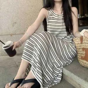 [하프클럽/]여성 여름 휴양지 스트라이프 나시 민소매 롱 원피스