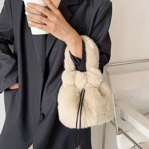 [콩심팥심]베이직 데일리백 백 뽀글이 쇼퍼백 토트백 패션