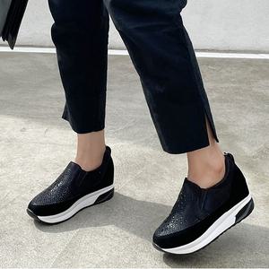 캐주얼 키높이 통굽 글리터 밴딩 슬립온 6cm