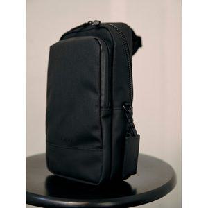 [빈폴ACC](BE47D2M135)디노 슬링백 - 블랙