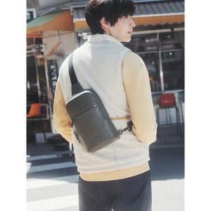 [빈폴ACC](BE49D2M09J)먼데이 슬링백 - 올리브