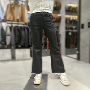 [버커루] 여성) 플레어드핏 데님팬츠 (850Z55)