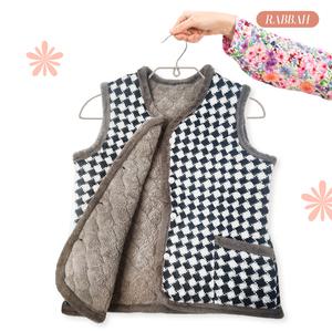 랍바 고급 털조끼 체크무늬 색상랜덤 할머니조끼 꽃무늬 빅사이즈 김장 촌캉스