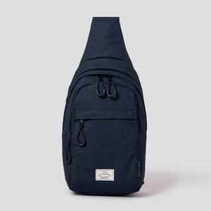 [빈폴ACC] (BE53D2M03R) 어웨이 라지 슬링백 - 네이비