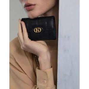 갤러리아 [헤지스ACC] [H20크링클] 블랙 퀼팅 소가죽 3단 반지갑 HIWA5F759BK