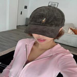 폴로 랄프로렌 25FW 보이즈 코튼 코듀로이 볼캡 모자 클래식 브라운/