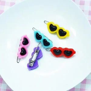 [셀러허브 스포츠레저]댕댕이 머리정리용 똑딱이 머리핀 D12924 4개 빗살핀