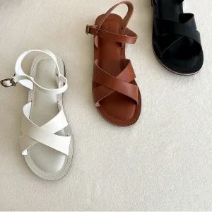 곰블리 데이지 빈티지 가죽 엑스 스트랩 여성 여름 샌들 2cm