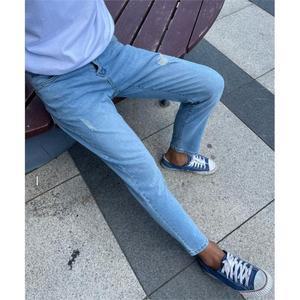 [대륙의실수샵] 남자 사계절용 심플 찢어진 스카이 블루 청