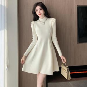 여자 겨울 페미닌 하객 정장 폴라 미니원피스