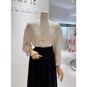 [갤러리아] 시스루 자수 블라우스(GP4SH033F)