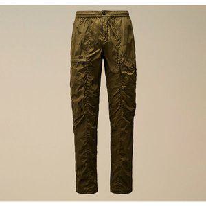 [CP컴퍼니]국내배송[CP컴퍼니] 25SS 18CMPA063A 005904G 683/ 크롬 R 렌즈 아이비 그린 카고 팬츠