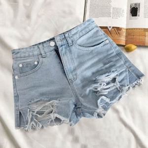 찢청 디자인 여성 여름 숏팬츠 디스트로이드 데님 소재 데일리 트렌드 패션 활동성 좋은 바지 데님팬츠