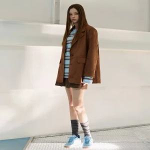 [플라스틱아일랜드]투버튼 싱글 스웨이드 자켓 PR3TJ461