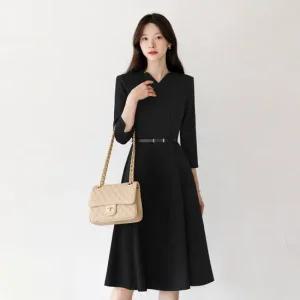 [시크라인] 리파인드 트임 하트넥 벨트 플레어 원피스