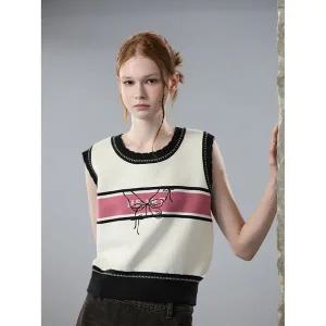 [에고이스트](대전신세계)[BLUE LABEL] 배색 스켈럽 나비 자수 니트 베스트 (ER3OKV01)
