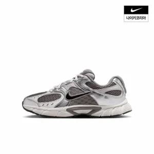 매장판 나이키 V5 RNR (주니어) HQ6411-200 150136