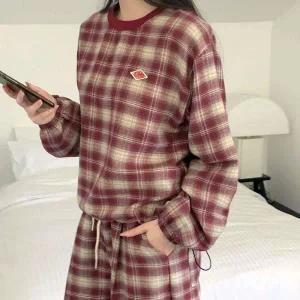 [하프클럽/]여성용 배색 체크 자수 루즈핏 코튼 맨투맨