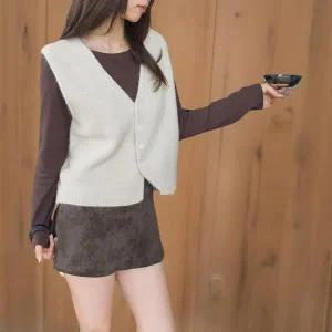 [하프클럽/]여성 클래식 두툼 브이넥 버튼 니트 조끼