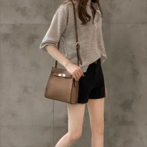 [하프클럽/]여성 클래식 노버튼 스트라이프 오버핏 셔츠