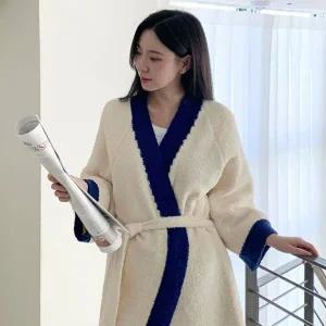 [다잇템] 여성 롱 가운 콘트라스트 타올 필기체 샤워 가디건