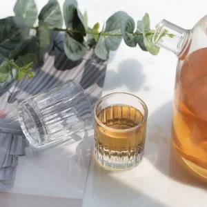 레트로 느낌의 분위기 있는 메종 푸앙뛰 소주잔