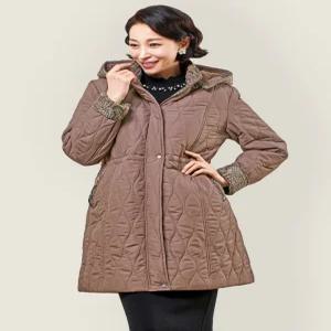 [마담엘레강스][마담엘레강스] 페이즐리 포인트 퀼팅 에코퍼 코트 K224CT03