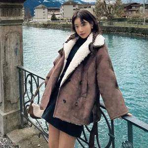 [롯데백화점]온앤온 벨티드 스웨이드 무스탕 NEM4WMB40