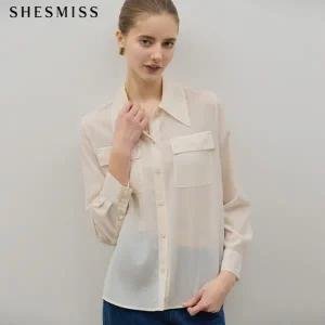 [쉬즈미스(SHESMISS)] 여리여리 로맨틱 플랩 포켓 블라우스 (택가격: 168000원)