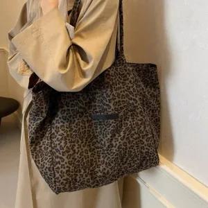 비엘느 레오파드 대형 숄더 캔버스 에코백 가방