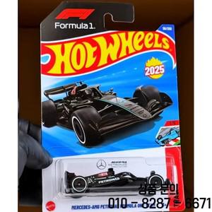 Mattel Hot Wheels 1/64 기본 자동차 메인 시리즈 2025 J 케이스 F1 메르세데스 Amg 페라리 SF90 Collectib
