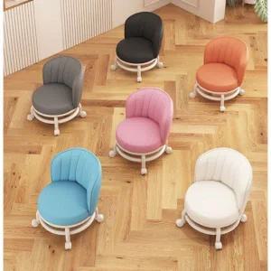 김장의자 쪼그려앉는 보조의자 등받이 낮은 바퀴 이동식 작업의자