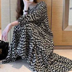 [하프클럽/셀러허브_여성트랜드패션]ONM 입는순간 해지는 도트원피스