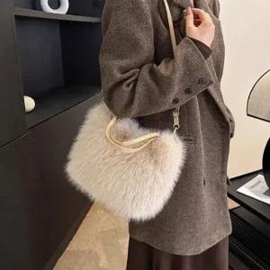 스퀘어 포실 스트랩 퍼 가방 크로스백 숄더 토트백 가방 미니 털가방 겨울 가방 여성 여성용 여 밀집