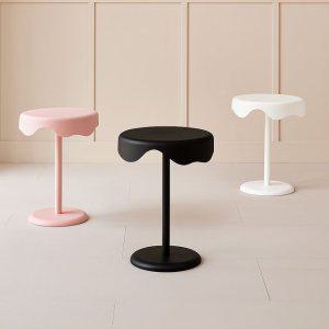 물결 디자인 사이드 테이블 감성적인 인테리어 협탁