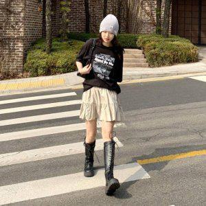 테라티 뒷밴딩 미니 a라인스커트 니트스커트 플