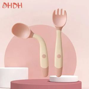 아기 포크 및 스푼 세트, 구부릴 수 있는 유아용 식기, 부드러운 실리콘 손잡이, 훈련용 식기, 유아 및 어린이를 위한 자가 수유 도구 (BP)