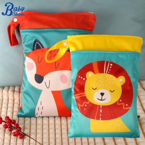 Babyshow 1PC 빨 수있는 습식 건조 가방 아기 기저귀 용 Wetbag 기저귀 두 개의 지퍼가있는 방수 재사용 가능한 기저귀 가방 25cm x 35cm