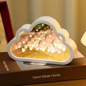 1pc 수제 DIY 구름 튤립 램프 LED 야간 조명 거울 테이블 램프 침실 장식품 장식 꽃 바다 분위기 램프