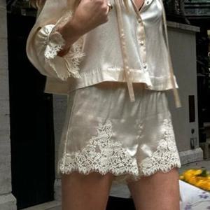 Satin Silk Lace Patchwork Shorts Women Vintage High Rise Lounge Knickers Comfy Soft Silky Pajamas Bottoms Elegant Sleep Shorts