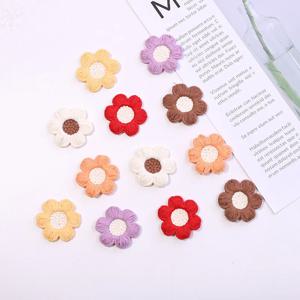 새로운 작은 꽃 자수 꽃 조각, 공예 보석 액세서리, 3cm 6 꽃잎 꽃 자수 천 스티커, 20 개