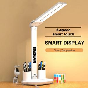 LED 시계 테이블 램프 USB 충전식 디밍이 가능한 책상 램프 2 헤드 180 회전 접이식 눈 보호 독서 야간 조명